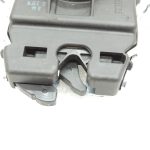 Oriģinālā aprīkojuma Mercedes Benz W205 aizmugurējo sēdekļu solu fiksators A2059200476