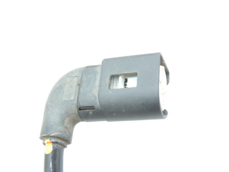 Oriģinālā Mercedes Benz W205 bremžu suporta vadu instalācija aizmugurējā kreisā A2055404106