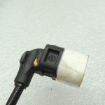Oriģinālā Mercedes Benz W205 bremžu suporta instalācija aizmugurējā labajā pusē A2055404006
