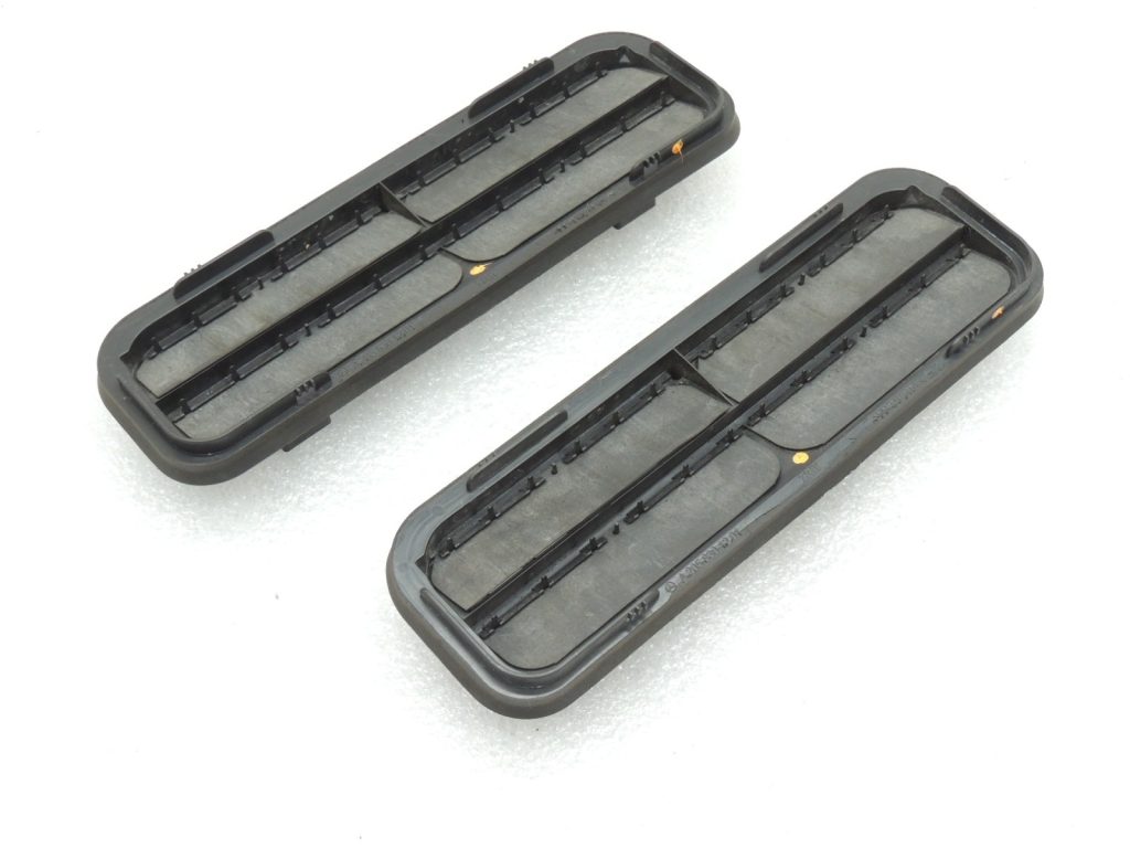 Oriģinālais Mercedes Benz W205 virsbūves ventilācijas vāku komplekts A2058301201