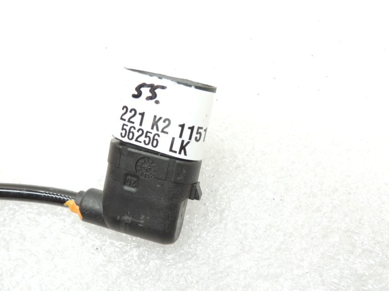 Oriģinālais Mercedes Benz W205 ABS aizmugurējais ātruma sensors A2059058503