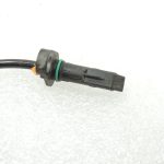 Oriģinālais Mercedes Benz W205 ABS aizmugurējais ātruma sensors A2059058503