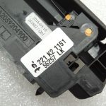 Oriģinālais Mercedes Benz W205 atzveltnes atbrīvošanas rokturis kreisajā pusē A2059204900