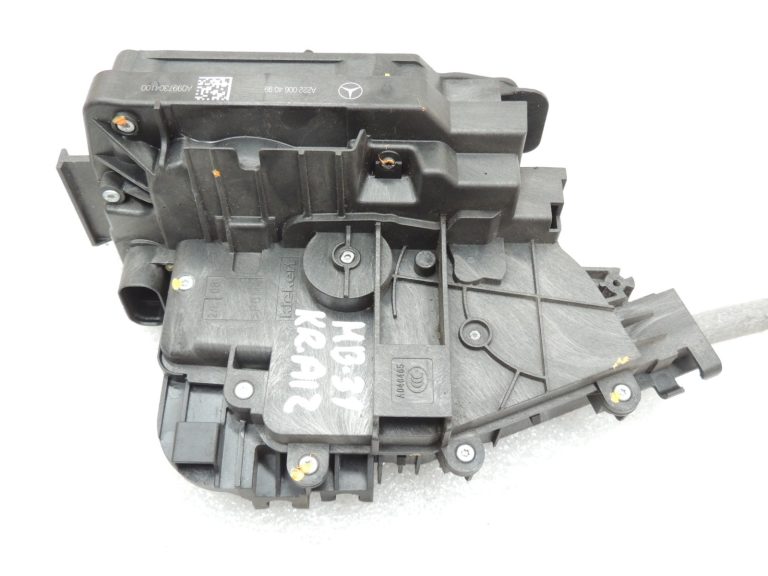 Oriģinālā Mercedes Benz W205 aizmugurējo kreiso durvju slēdzene A0997309500