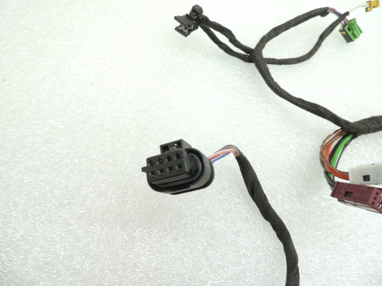 Mercedes Benz W205 Durvju instalācija aizmugurējā kreisā vai labā pusē A2055401242