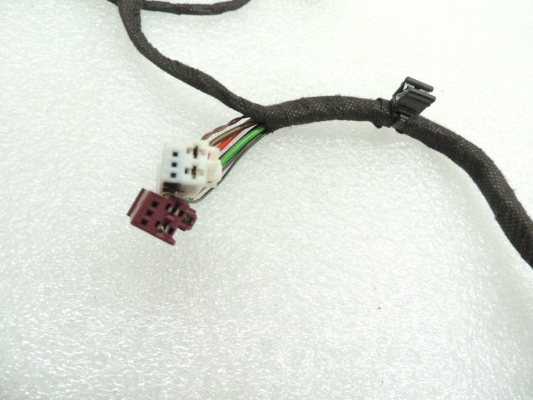 Mercedes Benz W205 Durvju instalācija aizmugurējā kreisā vai labā pusē A2055401242