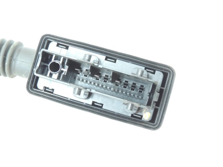 Mercedes Benz W205 Durvju instalācija aizmugurējā kreisā vai labā pusē A2055401242