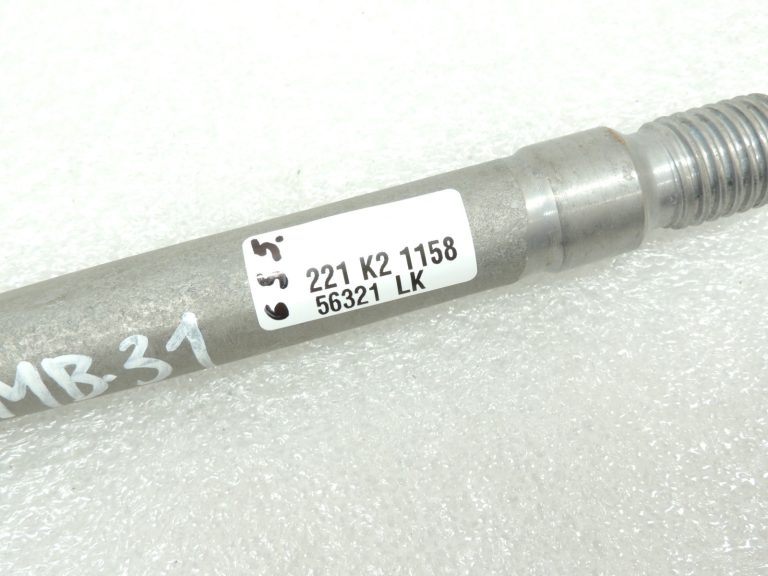 Oriģinālā aprīkojuma Mercedes Benz W176 W205 W246 vilkšanas āķis Vilkšanas acs A2223150000