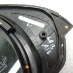 Oriģinālais Mercedes Benz W205 aizmugurējo labās puses durvju trīsstūrveida tonēts logs A2057306200