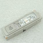 Oriģinālā Mercedes Benz W205 iekšējā apgaismojuma LED aizmugurējā lasīšanas gaisma A0009068905