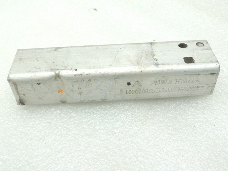 Oriģinālā aprīkojuma Mercedes Benz W205 priekšējais labais radiatora balsts A2055014220