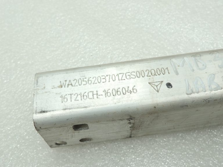 Oriģinālā aprīkojuma Mercedes Benz W205 priekšējais labais radiatora balsts A2055014220