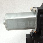 Oriģinālais Mercedes Benz W205 logu regulatora motors labajā aizmugurē A2059060401
