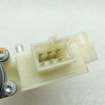 Oriģinālais Mercedes Benz W205 Sedans Logu regulatora motors priekšējais kreisais A2059060013