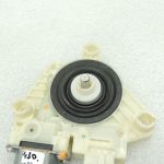 Oriģinālais Mercedes Benz W205 Sedans Logu regulatora motors priekšējais kreisais A2059060013