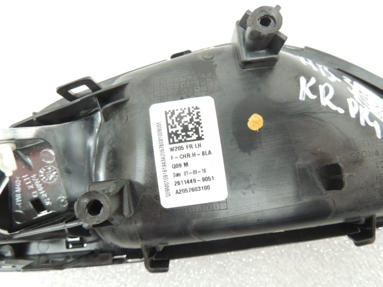 Oriģinālais Mercedes Benz W205 priekšējais kreisais iekšējo durvju rokturis A2057603100