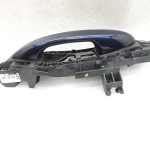 Oriģinālais Mercedes W205 aizmugurējais kreisais ārējo durvju rokturis 890U Canvasite Blue A0997601700