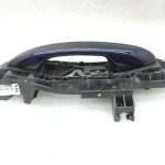 Oriģinālais Mercedes W205 aizmugurējais kreisais ārējo durvju rokturis 890U Canvasite Blue A0997601700