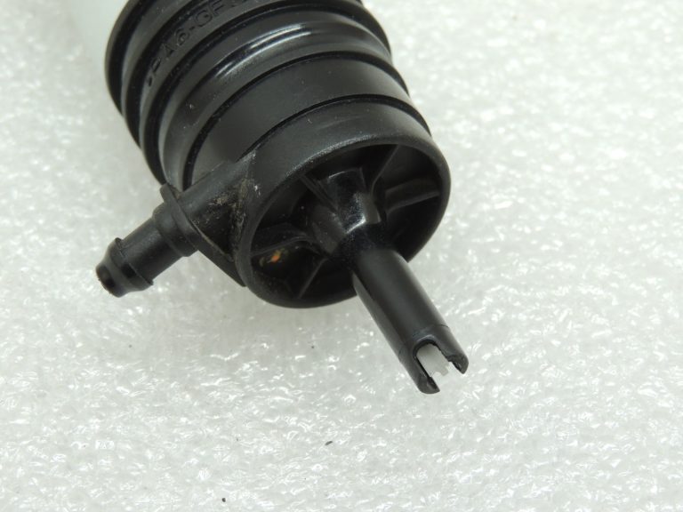Oriģinālais Mercedes Benz W205 W213 C238 priekšējā stikla mazgāšanas sūknis A0998660121