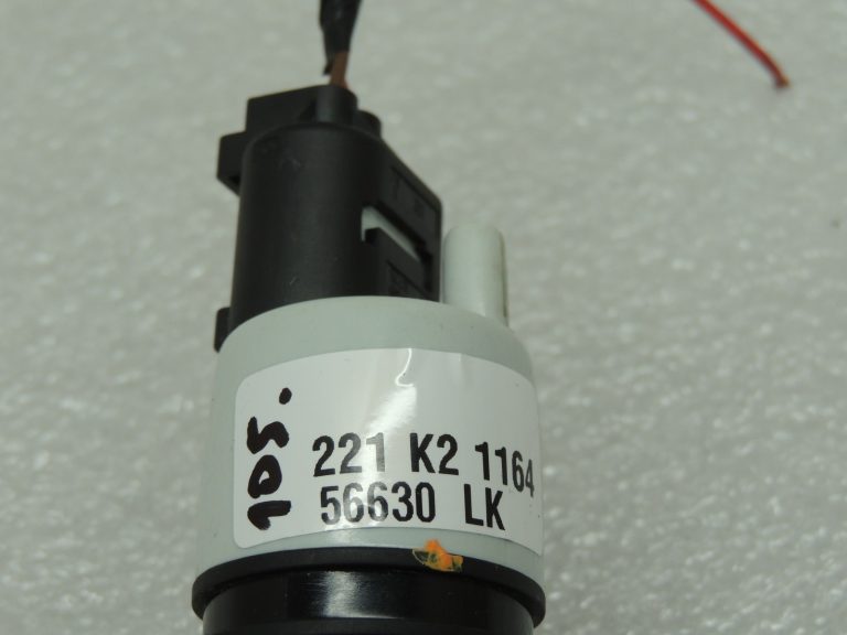 Oriģinālais Mercedes Benz W205 W213 C238 priekšējā stikla mazgāšanas sūknis A0998660121