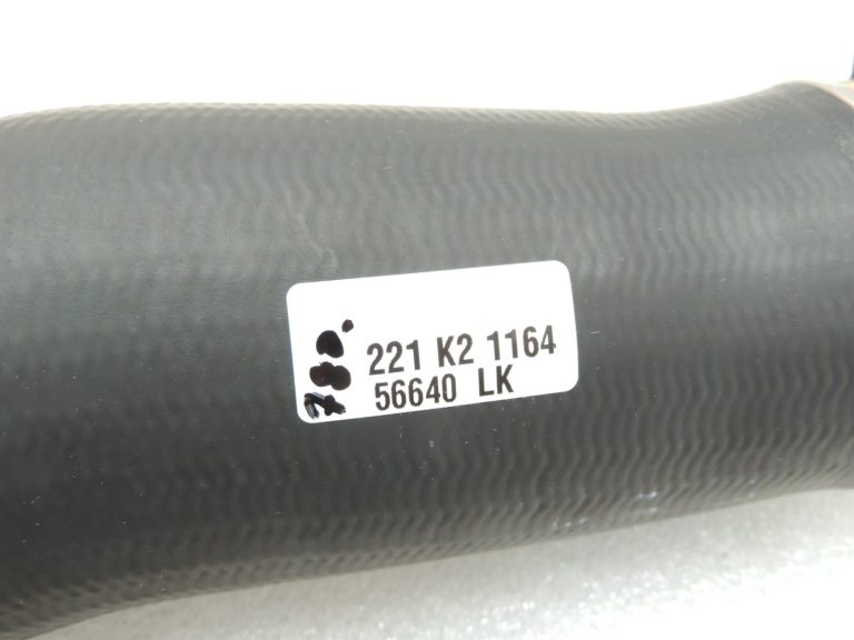 Oriģinālā BMW F07 F10 F11 2.0D N47N N47D20C Uzpildes gaisa šļūtene pa kreisi 11617810615