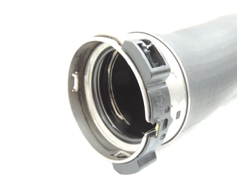 Oriģinālā BMW F07 F10 F11 2.0D N47N N47D20C Uzpildes gaisa šļūtene pa kreisi 11617810615
