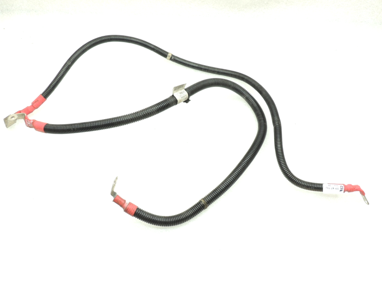 Oriģinālais BMW F10 F11 F07 N47 alternatora startera pozitīvā termināla kabelis 12428512480