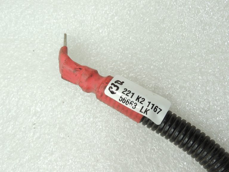 Oriģinālais BMW F10 F11 F07 N47 alternatora startera pozitīvā termināla kabelis 12428512480
