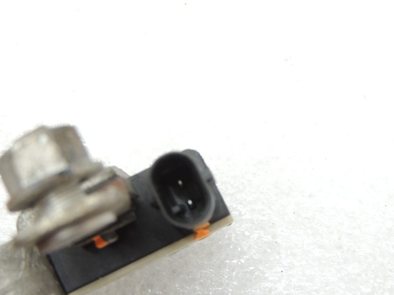 Mazda 3 6 CX5 2.2 Diesel SKYACTIV-D Akumulatora sensors Akumulatora sensora spaile