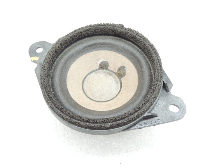 Mazda 6 III GJ GL instrumentu paneļa centrālais skaļrunis Bose GHP966960
