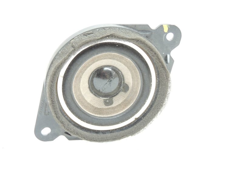 Mazda 6 III GJ GL Aizmugures skaļrunis Bose GHT666960 Aizmugures plaukta skaļrunis