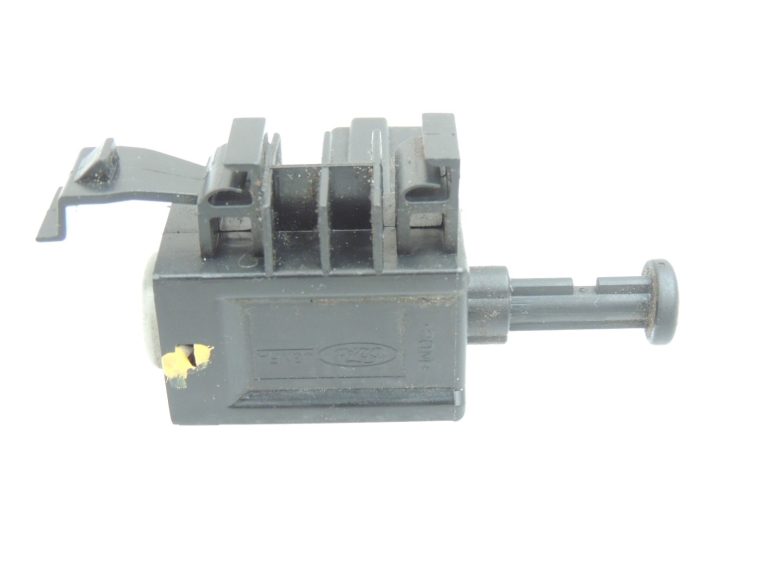 Mazda 6 III GJ GL CX5 Sajūga pedāļa sensors Sajūga sensors KD45664D0
