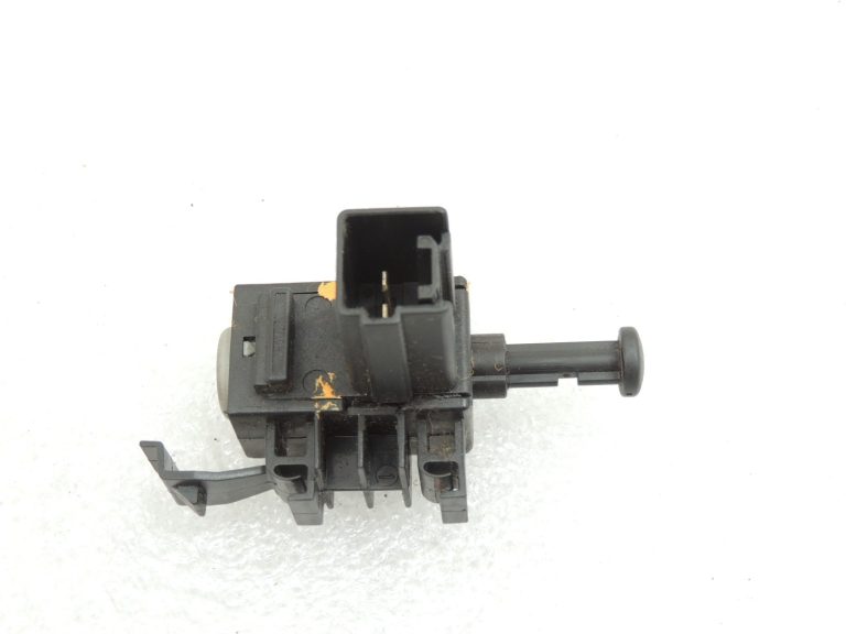 Mazda 6 III GJ GL CX5 Sajūga pedāļa sensors Sajūga sensors KD45664D0