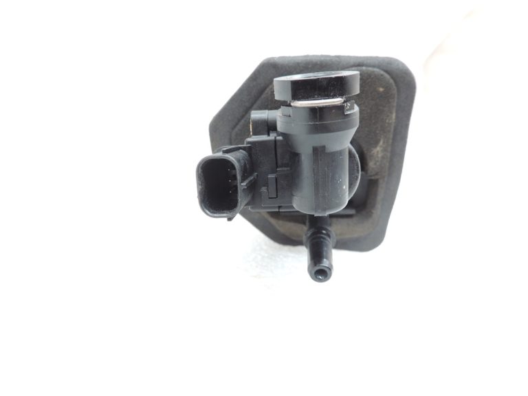 Mazda 6 III GJ GL CX5 sajūga cilindra galvenais cilindrs KE6041400B