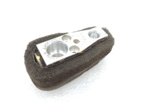 Oriģinālais Mazda 6 III GJ GL CX5 gaisa kondicionēšanas izplešanās vārsts KF0361J14