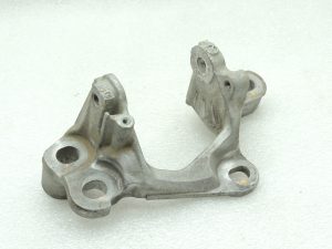 Oriģinālā Mazda 6 III GJ GL CX5 Pārnesumkārbas kronšteins kreisais KD623908Y