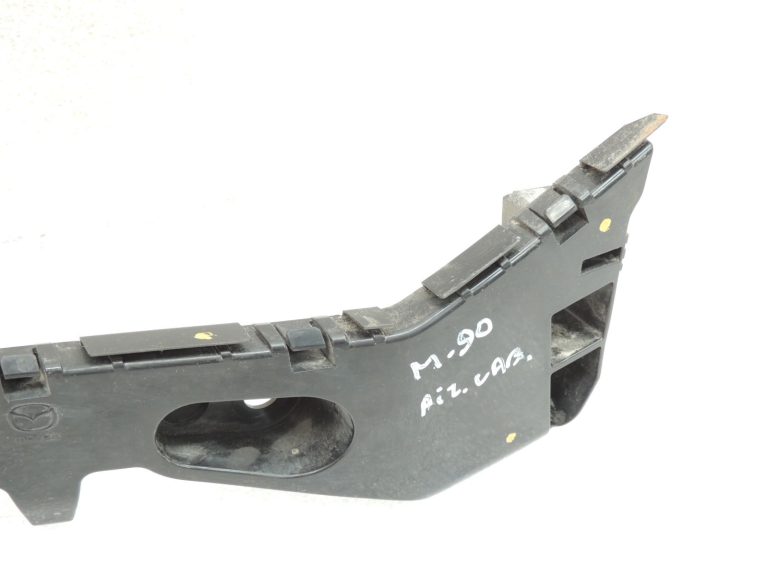 Mazda 6 III GJ GL aizmugurējā bampera kronšteins kreisais + labais GJR9502J1 GJR9502H1