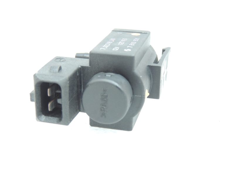 BMW 5. sērijas F10 F11 E70 F25 elektromagnētiskais vārsts Elektromagnētiskais vārsts 11747810831