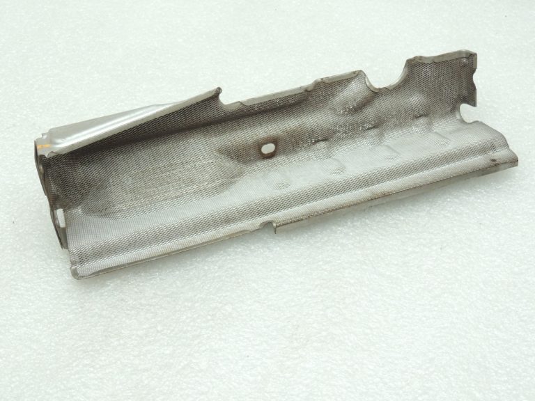 Oriģinālā BMW 5. sērijas F10 F11 F25 N47N izplūdes kolektora siltuma vairogs 11628509117