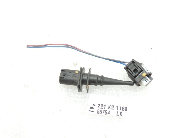 Oriģinālais BMW F10 F11 F07 E70 E61 G30 ārējās temperatūras sensors ar kontaktdakšu 65816936953
