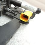 Oriģinālā BMW 5. sērijas F10 F11 F11 F06 F12 Priekšējā labā motora pārsega eņģe 7270884