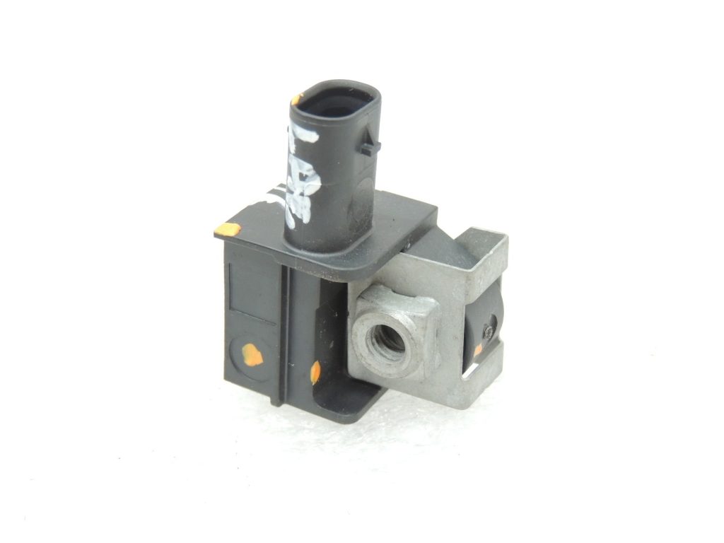OE BMW F06 F07 F11 F10 F15 F25 Датчик столкновения подушки безопасности Датчик столкновения подушки безопасности