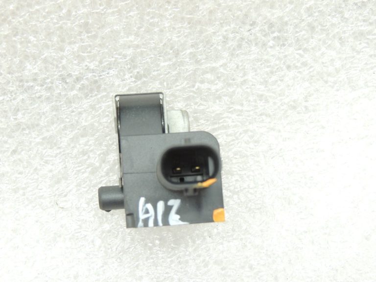 OEM BMW F06 F07 F11 F11 F10 F10 F15 F25 Gaisa spilvena avārijas sensors Avārijas sensors Gaisa spilvena sensors