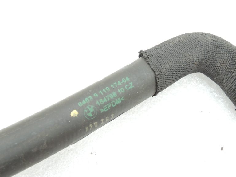 Oriģinālā BMW F06 F07 F10 F10 F11 Dzesēšanas ūdens šļūtene Ūdens šļūtene 64539119174