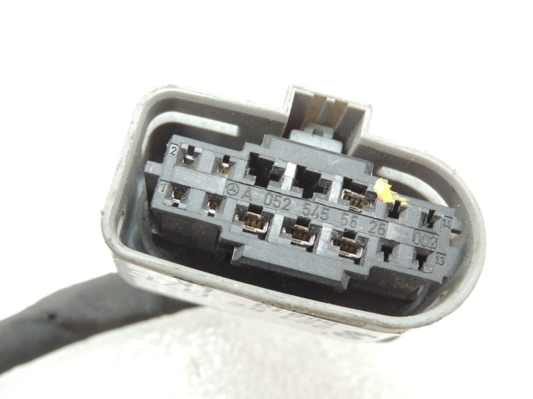 Oriģinālā Mercedes Benz instalācijas kontaktdakša 14pin A0525455626 savienotājs