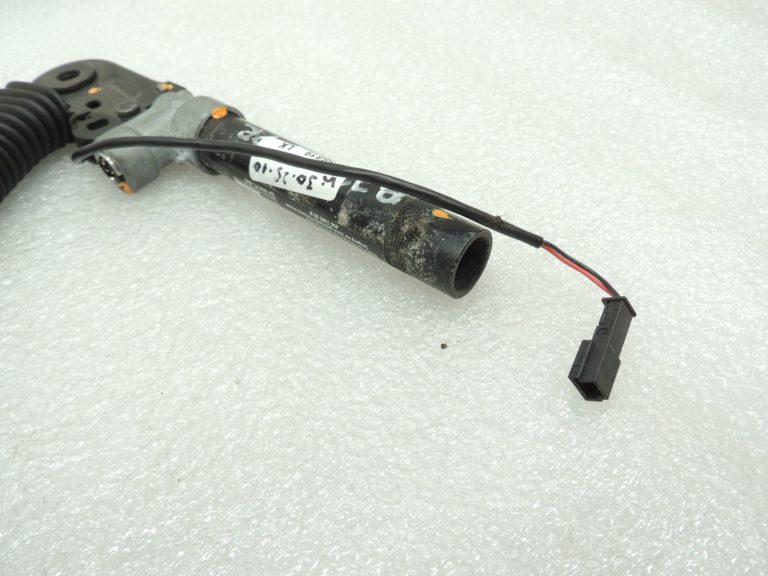 BMW F07 F07 F10 F11 F01 F02 Drošības jostas sprādzes spriegotājs priekšējais labais 72119115306