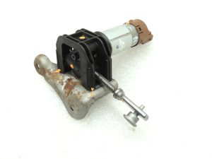 Oriģinālais Mercedes W205 X253 W213 W463 sēdekļa regulēšanas servomotors kreisais A0009102209