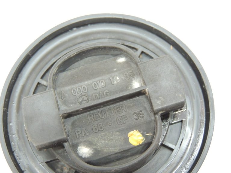 Oriģinālais Mercedes Benz eļļas uzpildes vāciņš A0000101485