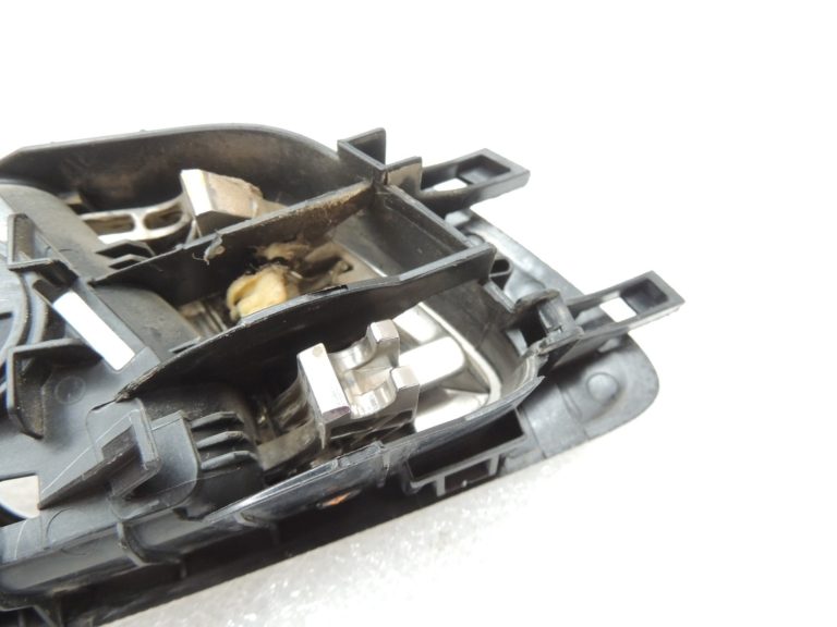 Ford Ranger P375 TKE Iekšējo durvju rokturis aizmugurējais kreisais AB39-2626681-ABW