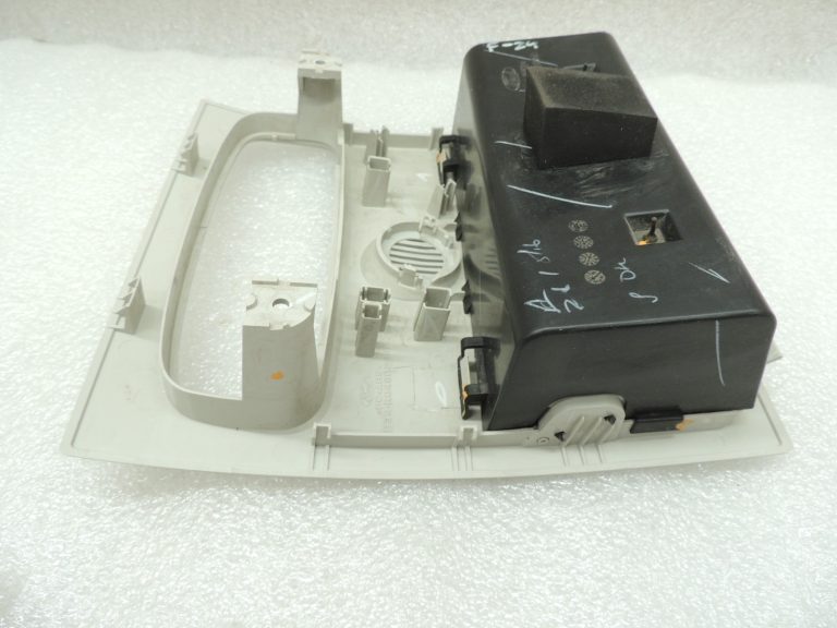 Ford Ranger P375 TKE Brilles nodalījums uz jumta AB39-R045B54